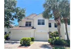 839 Hampton Cir 149, Naples