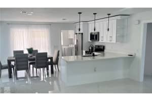 862 99th Avenue, Naples, FL 34108 - MLS#225082143