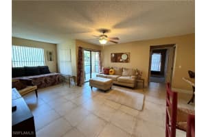 2070 Arbour Walk Circle, Naples, FL 34109 - MLS#225082157
