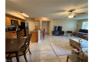 2070 Arbour Walk Circle, Naples, FL 34109 - MLS#225082157