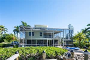 3858 Riviera Circle, Bonita Springs, FL 34134 - MLS#225082164