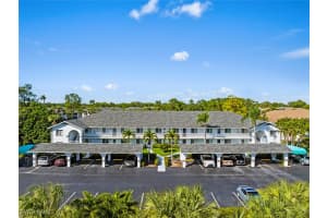 121 Gabriel Cir 1-108, Naples