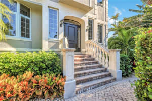 993 8th Street, Naples, FL 34102 - MLS#225082175