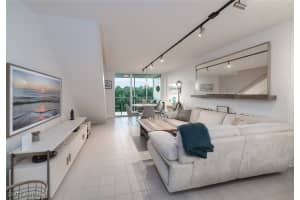 5 Bluebill Avenue, Naples, FL 34108 - MLS#225082185