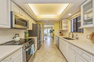 544 Retreat Drive, Naples, FL 34110 Sold 01/15/26