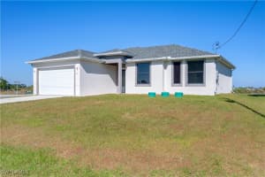 633 Cane Street, Lehigh Acres, FL 33974 - MLS#225082216