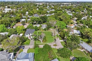 1165 8th Terrace, Naples, FL 34102 - MLS#225082232