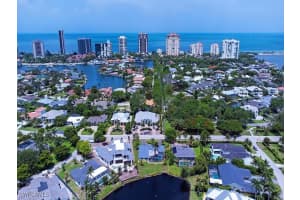 4856 Crayton Road, Naples, FL 34103 - MLS#225082520