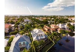 725 Lake Drive, Naples, FL 34102 - MLS#225082522