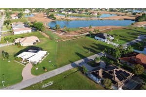 18001 Bluewater Drive, Naples, FL 34114 - MLS#225082590