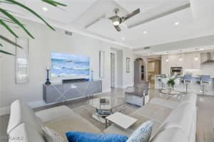 1035 3rd Avenue, Naples, FL 34102 - MLS#225082628