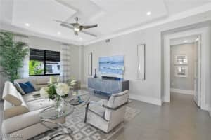 1035 3rd Avenue, Naples, FL 34102 - MLS#225082628