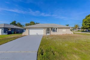 713 35th Street, Cape Coral, FL 33904 - MLS#225082661