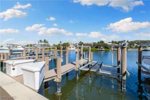 1400 Gulf Shore Boulevard, Naples, FL 34102 - MLS#225082664