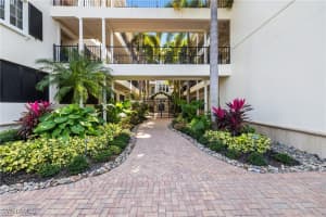 1400 Gulf Shore Boulevard, Naples, FL 34102 - MLS#225082664