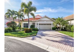 353 Steerforth Court, Naples, FL 34110 - MLS#225082688