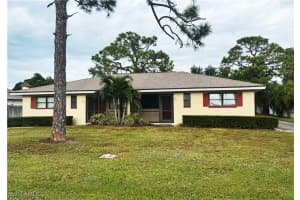 757 95th Avenue, Naples, FL 34108 - MLS#225082702