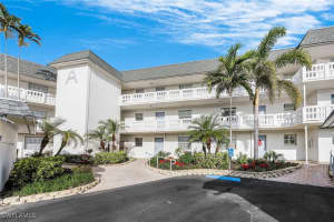 315 Saint Andrews Boulevard, Naples, FL 34113 - MLS#225082703