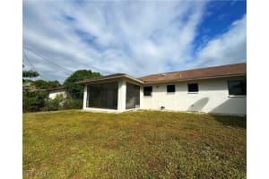 699 110th Avenue, Naples, FL 34108 - MLS#225082707