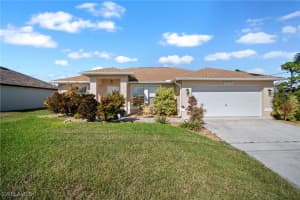 2905 13th Street, Cape Coral, FL 33993 - MLS#225082738