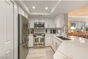 9103 Vanderbilt Drive, Naples, FL 34108 - MLS#225082751