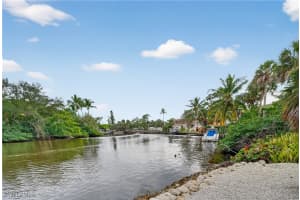 27526 Big Bend Road, Bonita Springs, FL 34134 - MLS#225082805