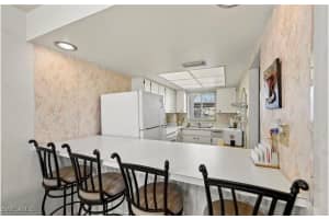 2079 Barkeley Lane, Fort Myers, FL 33907 - MLS#225082815