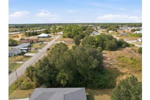 2910 51st Street, Lehigh Acres, FL 33976 - MLS#225082844