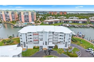 4551 Bay Beach Lane, Fort Myers Beach, FL 33931 - MLS#225082848