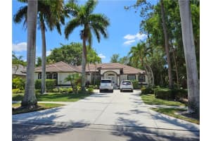 8122 Wilshire Lakes Boulevard, Naples, FL 34109 - MLS#225082872