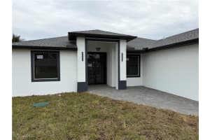 1024 Alaska Avenue, Lehigh Acres, FL 33971 - MLS#225082903