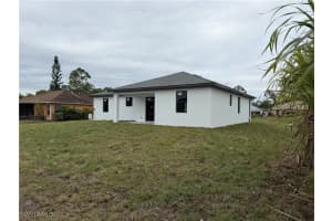 1024 Alaska Avenue, Lehigh Acres, FL 33971 - MLS#225082903