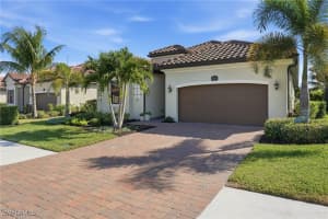 28071 Foxrock Court, Bonita Springs, FL 34135 - MLS#225082915