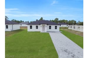 708 PEACOCK Avenue, Lehigh Acres, FL 33974 - MLS#225082933