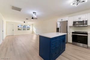 2180 Leisure Lane, Fort Myers, FL 33907 - MLS#225082945