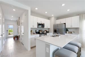 17534 Paradiso Way, North Fort Myers, FL 33917 - MLS#225082948