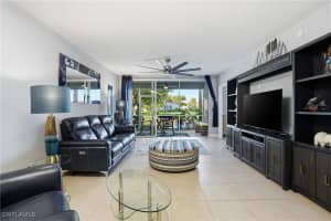 4950 Deerfield Way, Naples, FL 34110 - MLS#225082963