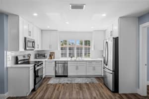 225 Memory Ln 2464, Naples, FL 34112 - MLS#225082993