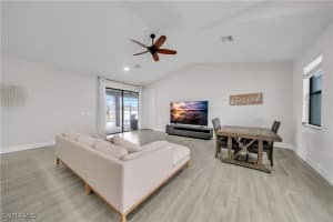 309 15th Terrace, Cape Coral, FL 33909 - MLS#225083035