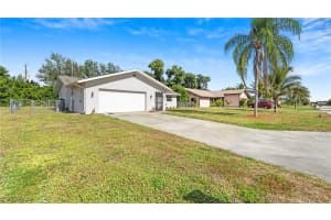 1311 33rd Terrace, Cape Coral, FL 33904 - MLS#225083036