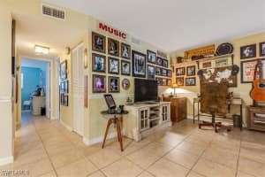 4290 Gulfstream Drive, Naples, FL 34112 - MLS#225083079