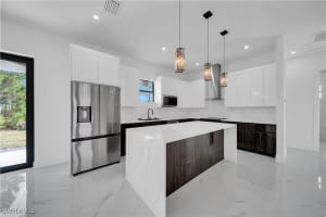 745 Chapman Avenue, Lehigh Acres, FL 33974 - MLS#225083168