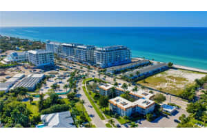 1100 Gulf Shore Blvd N 108, Naples