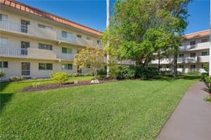 1100 Gulf Shore Boulevard, Naples, FL 34103 - MLS#225083169