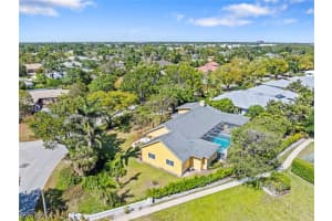 586 Yucca Road, Naples, FL 34102 - MLS#225083200