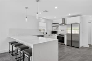 565 110th Avenue, Naples, FL 34108 - MLS#225083225