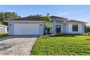 3903 15th Street, Lehigh Acres, FL 33976 - MLS#225083241