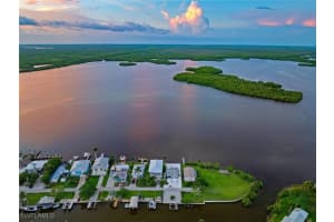 107 Bayshore Way, Goodland, FL 34140 - MLS#225083249