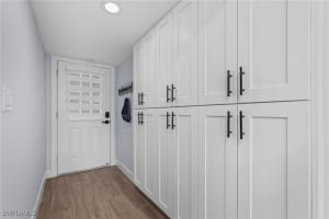 292 Banyan Boulevard, Naples, FL 34102 - MLS#225083263