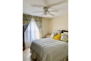 729 Landover Court, Naples, FL 34104 - MLS#225083289